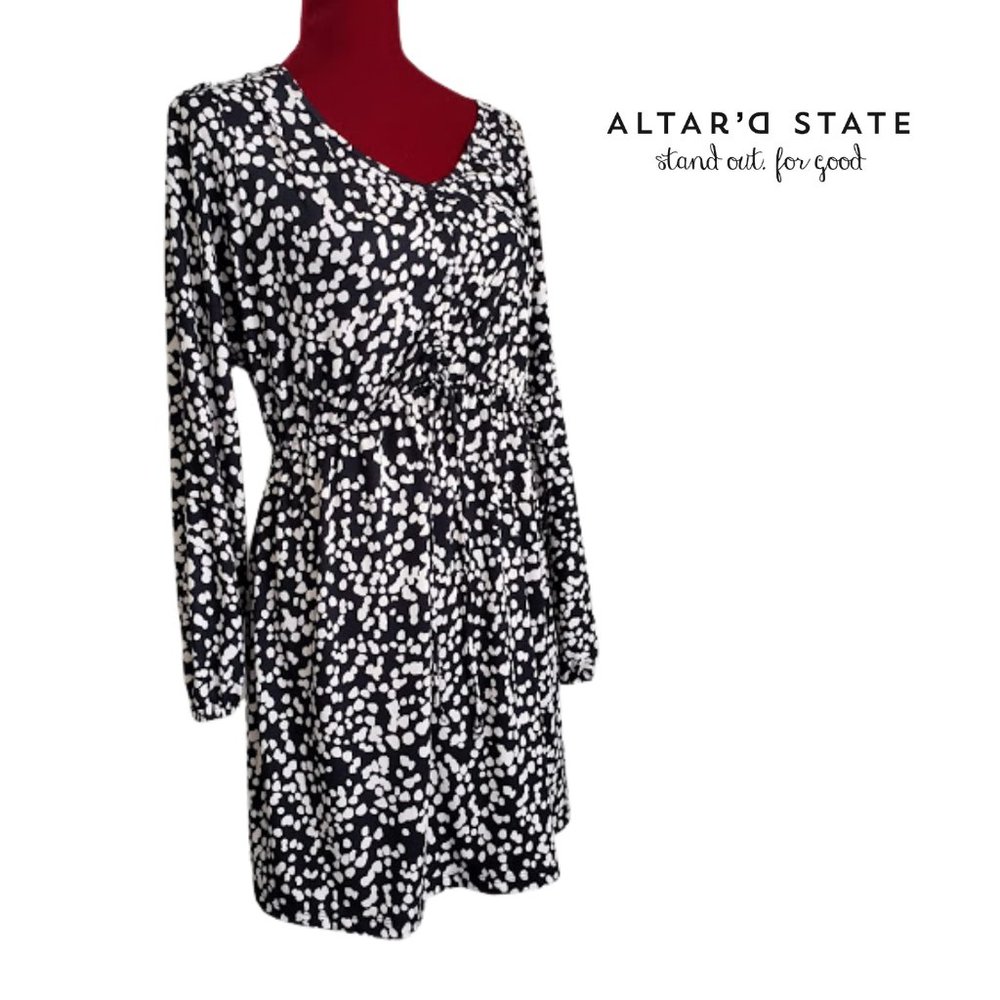 NEW Altar'd State Mila Dress Black/Ivory Long sleeve Blousy & Comfy - Picture 6 of 15